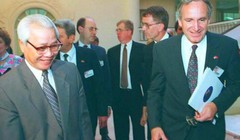 Thủ tướng Võ Văn Kiệt đón Thượng nghị sỹ Mỹ Tom Harkin thăm Hà Nội 