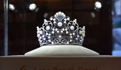  Chiếc Vương miện sẽ được trao cho người đẹp xuất sắc nhất trong chung kết Hoa hậu VN 2016.