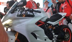 Hình ảnh hiếm hoi của siêu mô tô thể thao Ducati 939