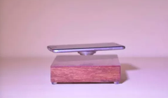 Bộ sạc độc đáo này có giá thấp nhất là 177 USD dành cho những người góp vốn đầu tiên trên Kickstarter.