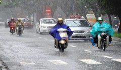 Bão số 2 sau khi đổ bộ vào đất liền Trung Quốc đã suy yếu tuy nhiên hoàn lưu của cơn bão có tên quốc tế là bão Nida này sẽ gây ảnh hưởng khiến trời chuyển mưa ở Bắc Bộ.