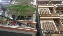  Ngôi nhà số 177 nằm sâu trong ngõ Quan Thổ 1, Ô Chợ Dừa, Hà Nội, có chủ sở hữu là bà Phạm Đỗ Thanh Thủy.