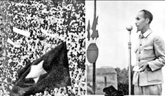 Chủ tịch Hồ Chí Minh đọc Tuyên ngôn độc lập khai sinh nước Việt Nam Dân chủ cộng hòa ngày 2/9/1945. Ảnh tư liệu