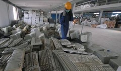 Ông Nguyễn Quân, Bộ trưởng Bộ Khoa học và Công nghệ khóa trước đã từng khẳng định: "Có khả năng Việt Nam trở thành bãi rác công nghệ nếu không có hàng rào kỹ thuật".