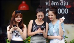 Nhiều nhà mạng tự động cài đặt, đăng ký và gia hạn dịch vụ giá trị gia tăng mà người tiêu dùng không biết hoặc khó có thể kiểm soát.