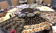 Nồi lẩu này có giá 120 USD.