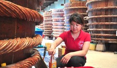 Bộ trưởng Trương Minh Tuấn cho biết Bộ Thông tin và Truyền thông đang phối hợp với các cơ quan chủ quản báo chí quyết làm trong sạch đội ngũ những người làm báo, loại bỏ những phần tử lạm dụng quyền tự do báo chí, bẻ cong ngòi bút...