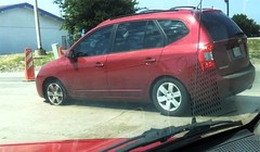 Tài xế nào cũng có thể gặp tình huống bị nổ lốp khi đang lái xe, và cách ứng phó có thể quyết định sự sống còn.