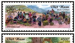 Hai trong 3 mẫu của bộ tem “Chợ quê Việt Nam”