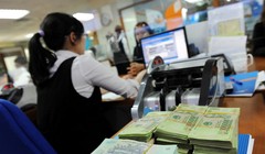 Hàng loạt các ngân hàng thương mại triển khai dịch vụ nộp thuế điện tử không chỉ tạo thuận lợi cho doanh nghiệp, bớt thủ tục rườm rà mà còn thúc đẩy thanh toán không dùng tiền mặt, hỗ trợ phát triển chính sách công. Ảnh minh hoạ: Internet.