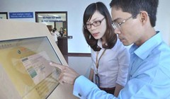 Theo báo cáo công bố gần đây, Việt Nam xếp hạng 89 trên thế giới về phát triển Chính phủ điện tử, tăng 10 bậc so với xếp hạng năm 2014 nhưng lại tụt xuống vị trí thứ 6 trong khu vực ASEAN.