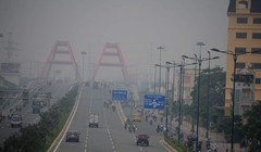 Kết quả quan trắc về mức độ ô nhiễm không khí và nguồn nước ở TP.HCM sẽ được công bố trên bảng điện tử và điện thoại để người dân cùng giám sát. Ảnh minh hoạ: Internet