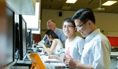 Nhật Bản là một trong những quốc gia mở rộng cửa tiếp nhận nhiều lao động có trình độ cao, nhất là kỹ sư ngành công nghệ thông tin. Ảnh minh hoạ: Internet.