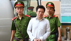 Bị cáo Hà Văn Thắm. Ảnh: Phạm Dự