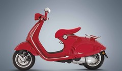 Vespa 946 RED được thiết kế như một nét đặc trưng độc đáo của Vespa. Ảnh: Piaggio Việt Nam.