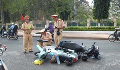 So với ngày 16/2 (mùng 1 Tết), số vụ tai nạn giao thông tuy giảm 4 vụ, nhưng số người chết lại tăng thêm 2 người và tăng 1 người bị thương. Ảnh: Tổng Cục đường bộ.