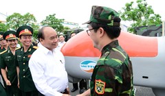 Thủ tướng đánh giá: “Viettel là ví dụ điển hình của doanh nghiệp nhà nước, cho thấy nếu có mục tiêu cao, khát vọng quốc gia, có cán bộ tốt, có cơ chế động lực tốt thì doanh nghiệp nhà nước sẽ phát triển tốt".