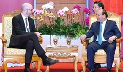 Thủ tướng Nguyễn Xuân Phúc tiếp Phó Chủ tịch về Chính sách công tại khu vực châu Á-Thái Bình Dương của Facebook, ông Simon Milner.