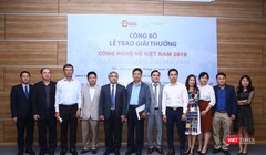 Đại diện thành viên Ban tổ chức và Ban giám khảo Giải thưởng VDA 2018.