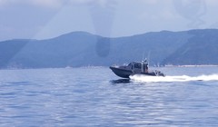 Xuồng Metal Shark thuộc Vùng Cảnh sát Biển III Việt Nam với vận tốc 35 hải lý một giờ.