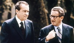 Tổng thống thứ 37 của Mỹ Richard Nixon và Ngoại trưởng Henry Kissinger