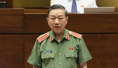 Bộ trưởng Tô Lâm đăng đàn trả lời chất vấn của các ĐBQH sáng nay.