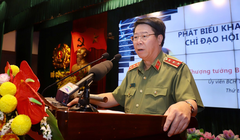 Thứ trưởng Bùi Văn Nam phát biểu tại Hội nghị tuyên truyền, phổ biến Luật An ninh mạng.