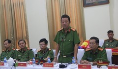 Đại tá Nguyễn Hoàng Thắng báo cáo về quá trình triệt phá đường dây ma túy lớn