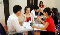 Tiếng Anh trở thành yếu tố then chốt của các bạn trẻ để khẳng định mình trong cả công việc và cuộc sống.