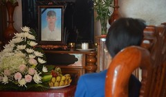 Sau khi có thông tin bước đầu về vụ việc 39 người tử vong trong container, cùng với việc không thể liên lạc với người thân, một số gia đình đã trình báo chính quyền địa phương về sự mất tích của con em mình.