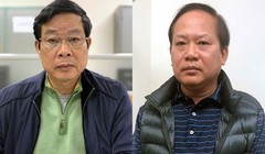 Hai cựu Bộ trưởng Bộ TT-TT Nguyễn Bắc Sơn (trái) và Trương Minh Tuấn (phải)