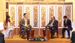 Thủ tướng Nguyễn Xuân Phúc tiếp Phó Chủ tịch Tập đoàn Samsung Lee Jae-yong.