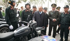 Thủ tướng yêu cầu lực lượng CSCĐ tiếp tục xây dựng thế trận an ninh nhân dân vững chắc. Ảnh: VGP.