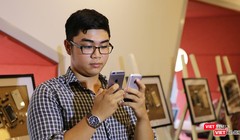 Các smartphone được cài đặt Bluezone có thể giao tiếp với nhau trong khoảng cách 2m, ghi nhận sự tiếp xúc gần, vào lúc nào và trong bao lâu. Ảnh minh họa.