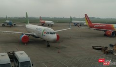 Máy bay đậu đỗ la liệt tại sân bay Nội Bài trong thời điểm chống dịch COVID-19. Ảnh: Anh Lê.