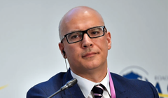 Ông Andrew Edward Williamson - Phó Chủ tịch phụ trách Quan hệ Chính phủ toàn cầu, Cố vấn Kinh tế của Tập đoàn Công nghệ Huawei.