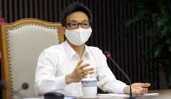 Phó Thủ tướng Vũ Đức Đam phát biểu tại cuộc họp.