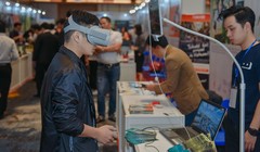 TECHFEST kỳ vọng sẽ thắt chặt sợi dây liên kết không biên giới giữa con người Việt Nam, trí tuệ Việt Nam và khát vọng Việt Nam (Ảnh chụp tại TECHFEST 2021).