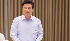 Thứ trưởng Bộ GD&ĐT Nguyễn Hữu Độ cho biết, Sau khi xác minh, Phòng GD&ĐT đã kết luận là không có việc một số trường ở Hà Nội ép học sinh lớp 9 thành tích kém phải chuyển trường hoặc không đăng ký thi vào lớp 10.