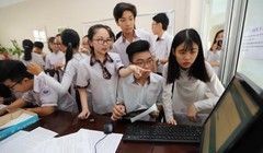 Đây là lần đầu tiên Bộ Giáo dục và Đào tạo triển khai thực hiện đăng ký dự thi trực tuyến, riêng thí sinh tự do sẽ vẫn thực hiện đăng ký trực tiếp tại đơn vị do sở quy định.