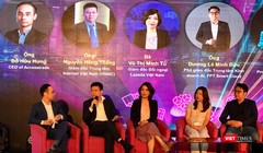 Ông Nguyễn Hồng Thắng, Giám đốc VNNIC trao đổi tại Diễn đàn toàn cảnh thương mại điện tử Việt Nam 2022.