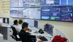 Trung tâm điều hành thông minh là “bộ não điều hành số” không thể thiếu của các địa phương. Đà Lạt là thành phố đầu tiên trên cả nước đưa trung tâm điều hành thông minh vào hoạt động (tháng 12/2019). Ảnh: Vietnamnet.