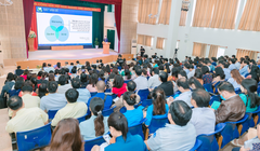 Diễn đàn Đổi mới sáng tạo giáo dục trên nền tảng CNTT 2022 - 2023 (E2) vừa được khai mạc tại Đà Nẵng.