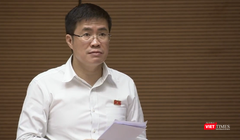 ĐB Hoàng Minh Hiếu - Nghệ An thẳng thắn nêu thực trạng về những tồn tại, thất thoát, lãng phí ở lĩnh vực ứng dụng công nghệ thông tin - được xem là một trong những giải pháp để thực hành tiết kiệm, chống lãng phí.