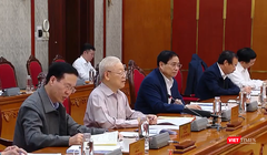 Tổng Bí thư Nguyễn Phú Trọng chủ trì cuộc họp của Bộ Chính trị và Ban Bí thư - ngày 7/4. Ảnh: Minh Lâm - TTXVN.