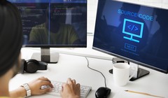 Bên cạnh việc tiện lợi mã nguồn mở cũng ẩn chứa nhiều rủi ro về an toàn, bảo mật - Ảnh minh hoạ.