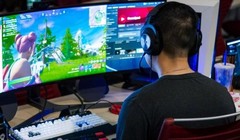 Việt Nam mặc dù có nhiều tiềm năng để phát triển ngành game, nhưng phải đối mặt với nhiều định kiến, chưa thực sự được khuyến khích phát triển.