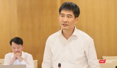 Ông Nguyễn Phong Nhã - Phó Cục trưởng Cục Viễn thông trao đổi tại họp báo thường kỳ của Bộ Thông tin và Truyền thông - vừa diễn ra chiều tối 8/8.