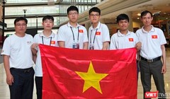 Bốn học sinh Việt Nam dự thi Olympic Tin học quốc tế 2023. Ảnh: Bộ GD&ĐT