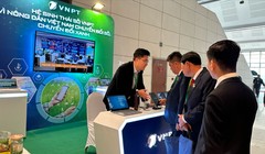 Đại diện VNPT giới thiệu về các tính năng của App Nông dân Việt Nam giúp tối ưu công tác quản lý hội viên trên toàn quốc một cách hiệu quả.